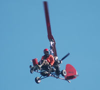N90135 @ S50 - and here he is, flying - by Wolf Kotenberg