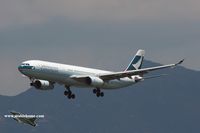 B-HLJ @ VHHH - Cathay Pacific - by Michel Teiten ( www.mablehome.com )
