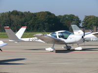 F-GGHM @ EHBK - Avions Pierre Robin ATL F-GHMM with it's nice V-tail - by Alex Smit