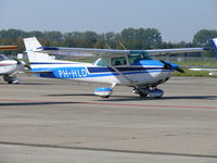 PH-HLD @ EHBK - Cessna C172M Skyhawk PH-HLD - by Alex Smit
