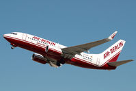 D-ABBT @ VIE - Air Berlin Boeing 737-700 - by Yakfreak - VAP