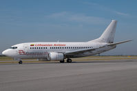 LY-AZW @ VIE - Lithuanian Boeing 737-500 - by Yakfreak - VAP