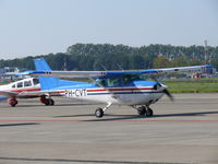 PH-CVT @ EHBK - Cessna C172P Skyhawk - by Alex Smit