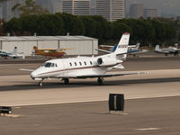 N952QS @ SMO - N952QS departing on RWY 21 - by Torsten Hoff
