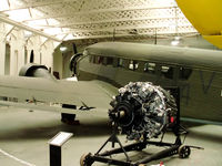 4V-GH photo, click to enlarge