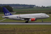 OY-KBT @ VIE - Airbus A319-131 - by Juergen Postl