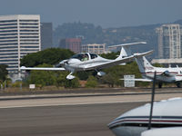N971RD @ SMO - N971RD arriving on RWY 21 - by Torsten Hoff