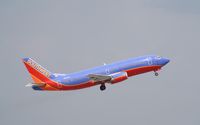 N678AA @ KSAT - Boeing 737-300 - by Mark Pasqualino