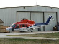 N25811 @ TX90 - At Flight Safety - Ft. Worth - by Zane Adams
