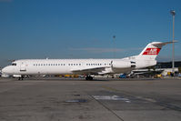 SE-DUV @ VIE - Air Express Fokker 100 - by Yakfreak - VAP