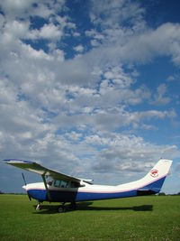 N2648F - C182 Skydive LSPC - by David Clark