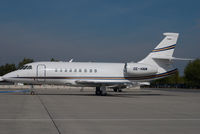 OE-HNM @ VIE - Falcon 2000