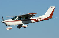 N19185 @ KPAE - 34R