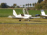 F-GURD @ LFPT - at Pontoise - by juju777