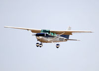 N1240F @ KAPA - On final approach for 17L. - by Bluedharma