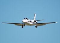 N151FD @ KAPA - On final approach to 17L. - by Bluedharma