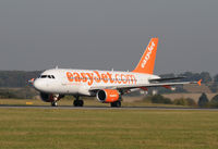 G-EZAU @ EGGW - AIRBUS A319