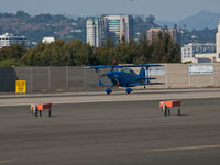 N540BE @ SMO - N540BE arriving on RWY 21 - by Torsten Hoff