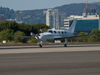 N529HC @ SMO - N529HC departing from RWY 21 - by Torsten Hoff
