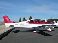 N770CP @ EGBT - Cirrus at Turweston
