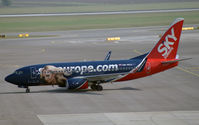 OM-NGA @ VIE - SkyEurope Airlines Boeing 737-76N(WL)