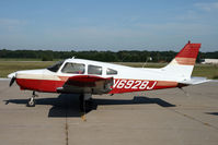 N6928J @ KIKV - /
