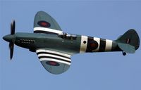PM631 @ EGTH - Old Warden - by Nick Dean
