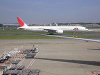 JA738J @ RJAA - JAL , Narita - by Henk Geerlings