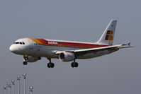 EC-IZH @ VIE - Airbus A320-214 - by Juergen Postl