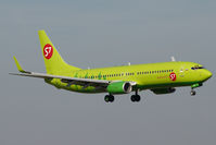 VP-BQF @ VIE - S7 Boeing 737-800 - by Yakfreak - VAP