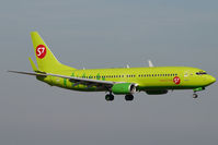 VP-BQF @ VIE - S7 Boeing 737-800 - by Yakfreak - VAP