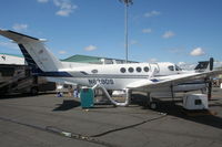 N628DS @ ORL - Beech 200 Super King Air at NBAA - by Florida Metal