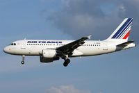 F-GRHR @ LSGG - /