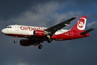 D-ABGK @ LOWW - perfect lighting conditions
