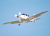 N611SB @ KAPA - Touch and Go for 17L. - by Bluedharma
