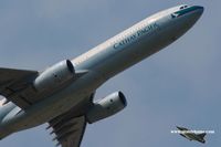 B-HLB @ VHHH - Cathay Pacific - by Michel Teiten ( www.mablehome.com )