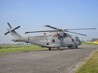 ZH846 @ EBFN - Koksijde Air Base Openday , 01 jul 2006 - by Henk Geerlings
