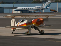 N39DA @ SMO - N39DA taxiing - by Torsten Hoff
