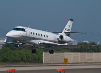 N731QS @ SMO - N731QS arriving on RWY 21 - by Torsten Hoff