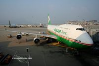 B-16405 @ VHHH - EVA Air - by Michel Teiten ( www.mablehome.com )