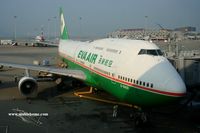 B-16405 @ VHHH - EVA Air - by Michel Teiten ( www.mablehome.com )