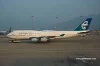 ZK-NBU @ VHHH - Air New Zealand - by Michel Teiten ( www.mablehome.com )
