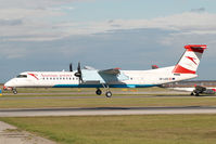 OE-LGG @ VIE - Austrian Arrows Dash 8-400 - by Yakfreak - VAP