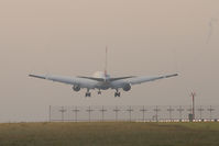 OE-LAW @ VIE - Austrian Airlines Boeing 767-300 - by Yakfreak - VAP