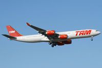 PT-MSL @ EDDF - TAM A340-500 - by Andy Graf-VAP