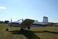 N697T @ KTHA - Beech D50C