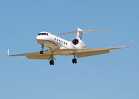 N650PW @ KAPA - On final approach to 17L.