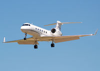 N650PW @ KAPA - On final approach to 17L.