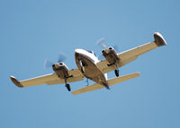 N310LP @ KAPA - On final approach to 17L.
