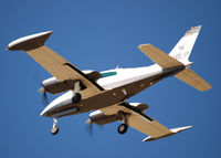 N310LP @ KAPA - On final approach to 17L.